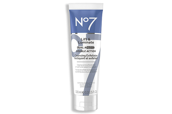 Free No7 Cleansing Exfoliator