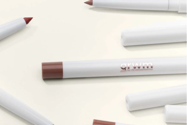 FREE Lip Liner From TopBox Circle